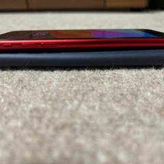 iPhone SE 第2世代　64GB  プロダクトレッド　simフリーの画像