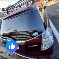 ホンダ フィット シャトル ハイブリッドの画像