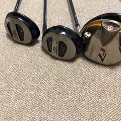 ゴルフクラブとバッグのセットの画像