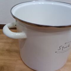 【未使用】ホーロー　ストックポット　保存容器　パール金属の画像