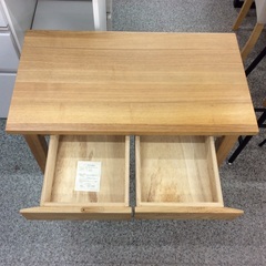 【使い勝手の良いサイズ】無印良品 無印 MUJI デスク　キャビネット 　タモ材　引出し付き：ナチュラルの画像