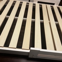 シングルベッドフレーム&ニトリ三つ折りマットレスの画像