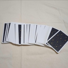 いちばんやさしいタロット入門・タロットカードのセットの画像
