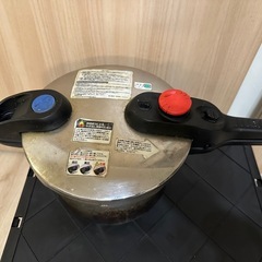 圧力鍋　ドウシシャの「ルミナスプラス」の画像