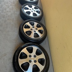 165\55r14アルミホイールとタイヤの画像