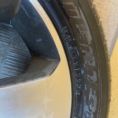 165\55r14アルミホイールとタイヤの画像