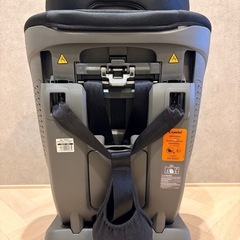 【清掃・消毒済】コンビ セイブトレック ISOFIX 1歳〜11歳まで長期使用可の画像