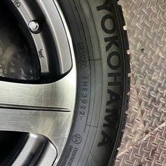 スタッドレスタイヤの画像