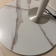 テレビ50型、テレビスタンド付き（無しも可）の画像