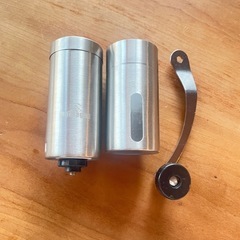 Montagna 手挽きコーヒーミル　アウトドアに！の画像