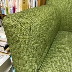 少し小さめ2人用ソファの画像