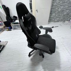 【訳あり】ゲーミングチェアの画像