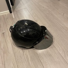 ヤールヘルメットの画像