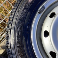 145/80r12 ダンロップスタッドレスタイヤホイール付き４本　エブリィ　ハイゼット　スクラム　ミニキャブ　アクティ　サンバー　ＮＶ１００クリッパーの画像