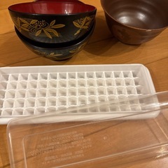 茶碗、お椀、製氷器の画像