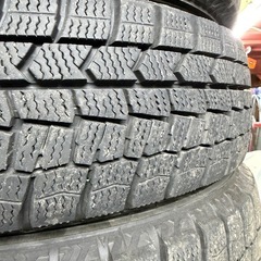 スタッドレスタイヤ20年製の画像