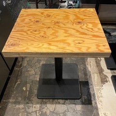【引き取り限定】中古品　テーブル①の画像
