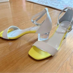 【新品】アルテミス ダイアナ サンダル チャンキーヒール 22㎝の画像