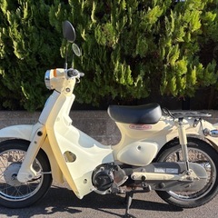 1月限定愛知県内配送無料！総額14万円！整備済み エンジン絶好調  すぐ乗れます HONDA リトルカブ　4スト 原付き  デリバリー Uber Eatsの画像