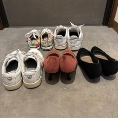 靴、スニーカー、パンプスの画像