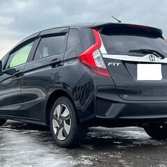 AMK.company歳末セール開催！！！ローンがご不安な方お気軽にお問合せください！！　どなたでも審査可能です！お気軽にご相談ください！！H25年　ホンダ　フィットハイブリッド　Lパッケージ　の画像