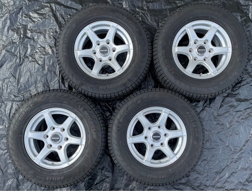 ハイエースにピッタリ! 195/80R15 スタッドレスタイヤ 4本セット