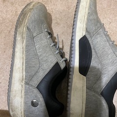 スニーカーの画像