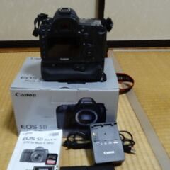 キャノンデジタル一眼カメラ5DＭａｒｋⅣ美品の画像
