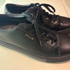 FILLIN CLASSIC BLACK スタイルアップスニーカー（ほぼ未使用・高品質）の画像