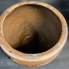 茶色壺　　メダカ飼育壺の画像