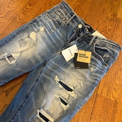 AZUL新品未使用デニムとREroomのジャンパんの画像