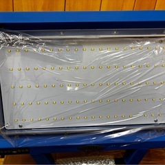 防雨型LED投光器の画像