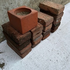 レンガ17個差し上げますの画像
