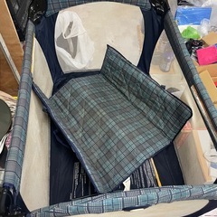 ベビーベッド　折り畳みの画像