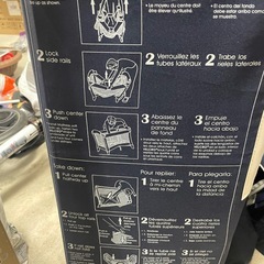 ベビーベッド　折り畳みの画像