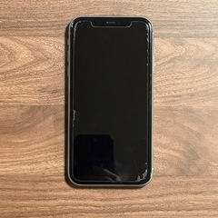iPhone11 箱、アクセサリー付きの画像