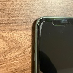 iPhone11 箱、アクセサリー付きの画像