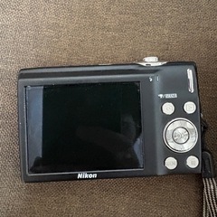 Nikon COOLPIX（早い者勝ち）の画像