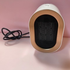 3台あり　3台で1000円　セラミックヒーター 小型 電気ファンヒーター の画像