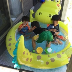コストコ購入　ワニ　ビニールプール　子供用ふさの画像
