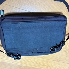 キャリーバックに掛けれますの画像