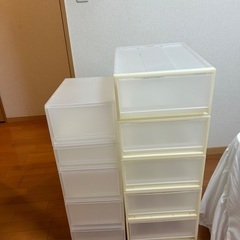 無印良品のクリアケースの画像