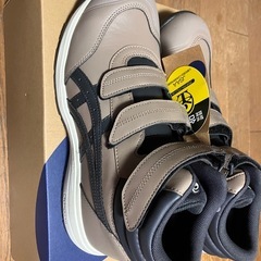 未使用アシックス 安全靴 作業靴 ウィンジョブ CP312 1273A111 | 安全 靴 現場 作業用 作業 防塵 ハイカット おしゃれ かっこいい カジュアル 軽量 丈夫の画像
