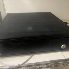 レジ金庫とプリンターの画像