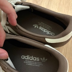 adidas R71 "Earth Strata/Off White/Footwear White"の画像