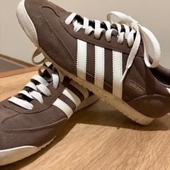 adidas R71 "Earth Strata/Off White/Footwear White"の画像