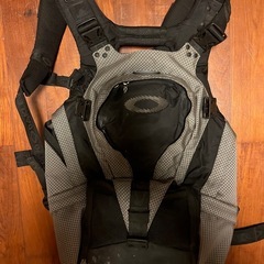OAKLEY アパレルライン初期ロットのリュックです。名前忘れました💦 まだ使えそうなので年末断捨離します。の画像