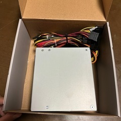 玄人志向ATX電源ユニットの画像