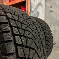 スタッドレス285/75/16 4本セット、ほぼ新品の画像