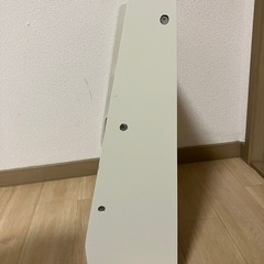 スリーコインズ　絵本ラックの画像